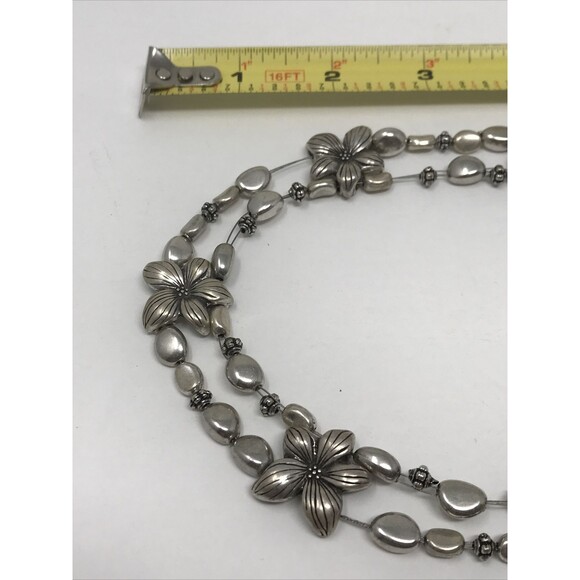 CHICO'S Necklace Silver Tone Beads Flower Floral Embossed Floating - Picture 5 of 12